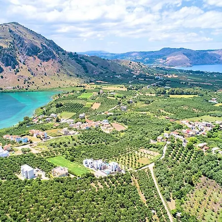 Vakantiehuis Minaos Maxima Kournás